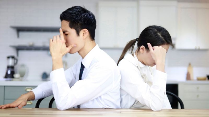 những kẻ phá đám